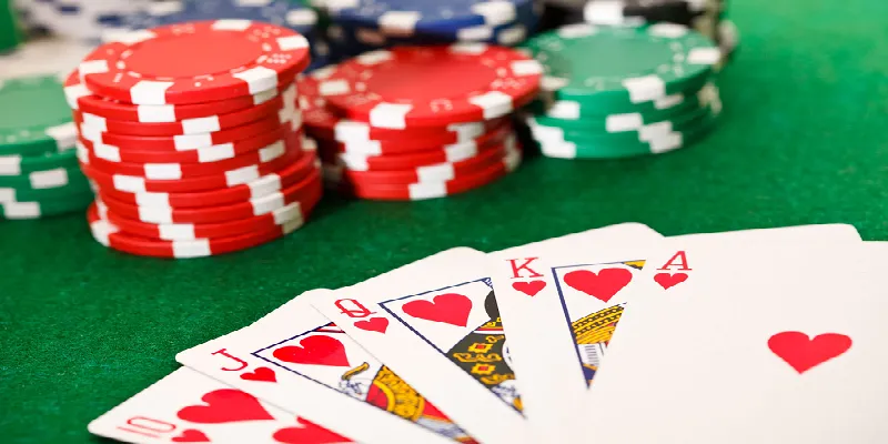 Hướng dẫn chơi game Poker tại casino cực chuẩn